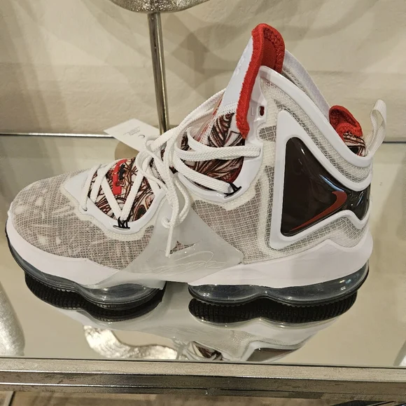 New Nike LeBron 19 XIX Sketch Sz10 Basketball Shoes White Red Black CZ…